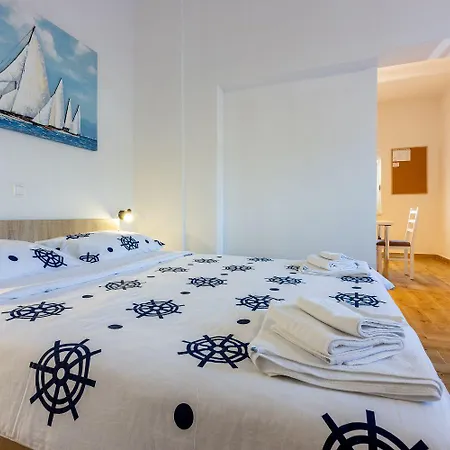 Modernes Nur 600 Meter Zum Mit Privater Terrasse, Grill, Waschmaschine Apartamento Novi Vinodolski