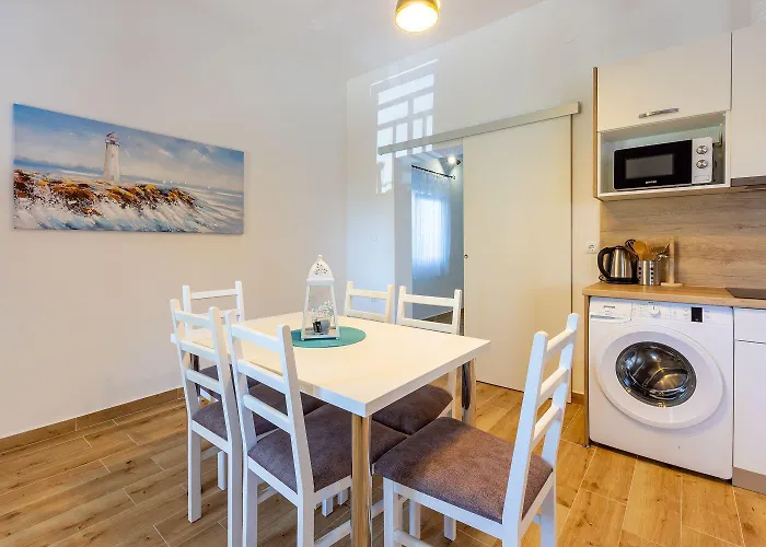Апартаменты Modernes Nur 600 Meter Zum Mit Privater Terrasse, Grill, Waschmaschine Нови-Винодолски