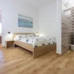Apartment Modernes Nur 600 Meter Zum Mit Privater Terrasse, Grill, Waschmaschine