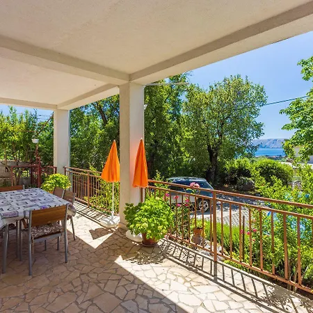 Apartment Modernes Nur 600 Meter Zum Mit Privater Terrasse, Grill, Waschmaschine Novi Vinodolski